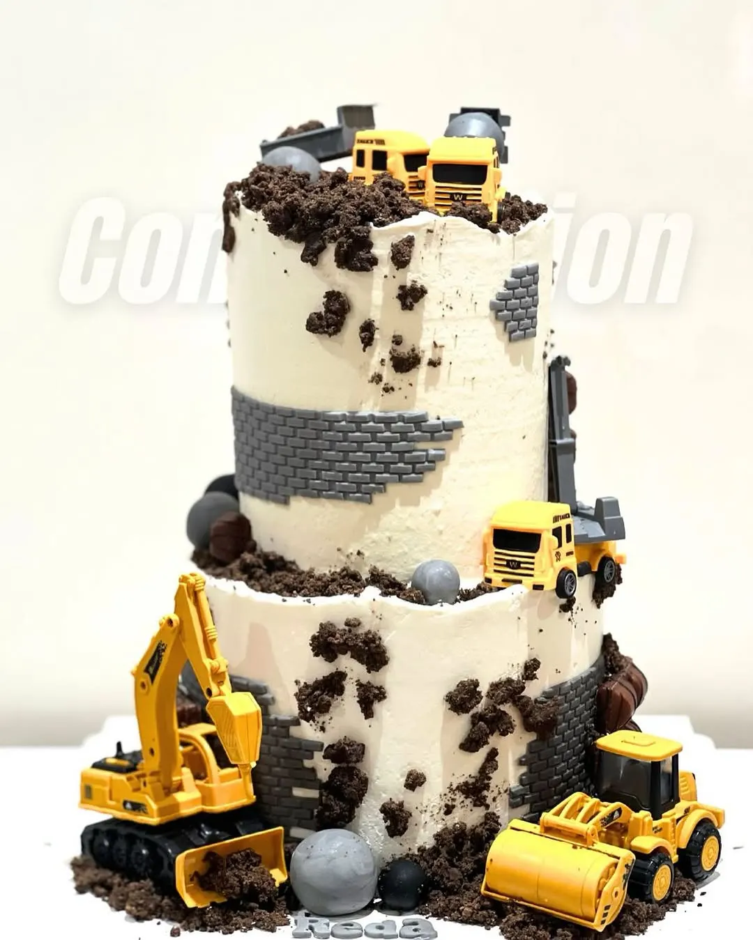 Gâteau d'anniversaire sur mesure — La Maison des Délices